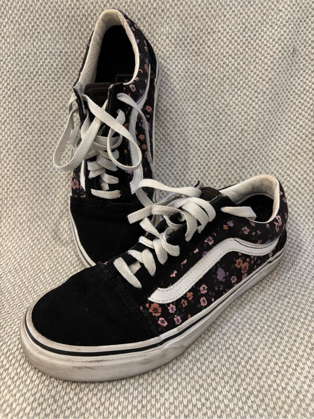 Vans Old Skool Black Floral Sneakers Women’s Size 8